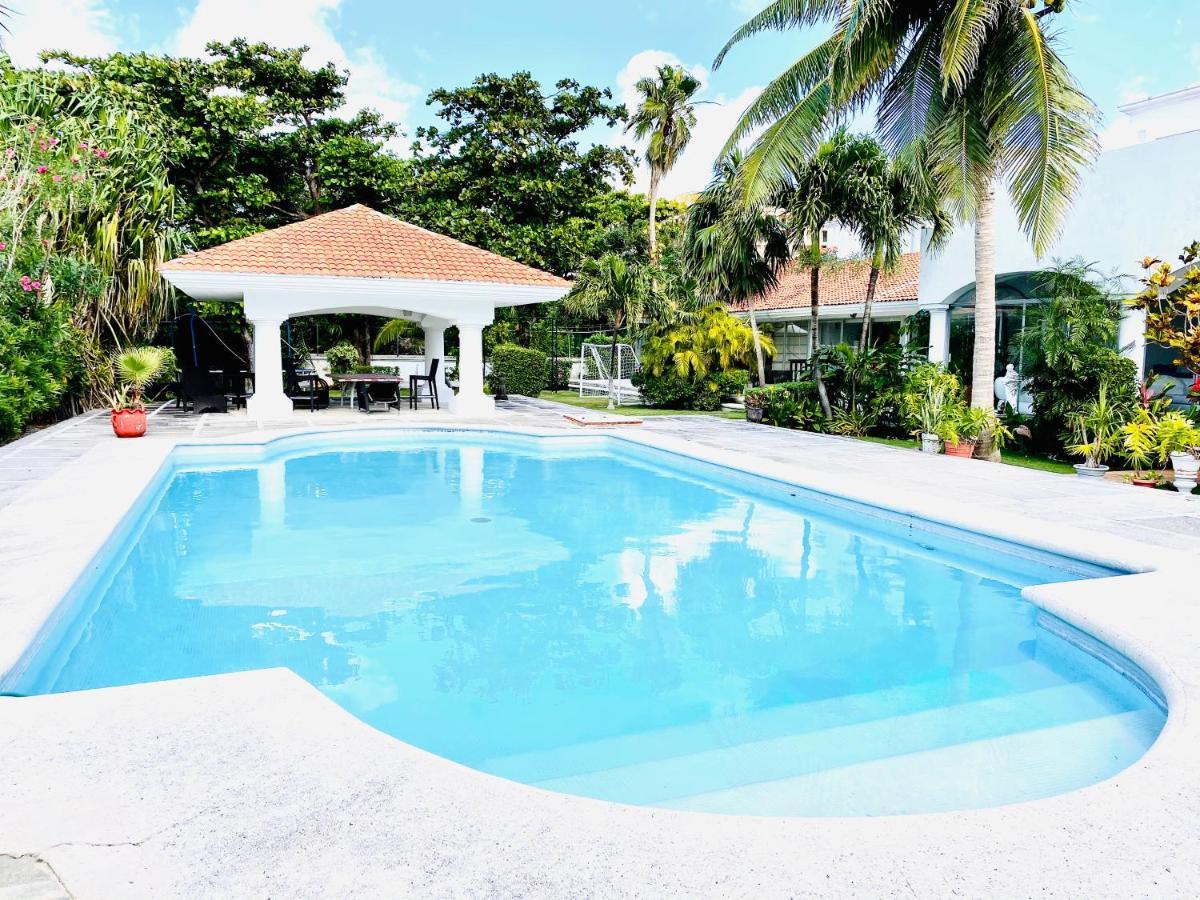 Casa Blanca Zh Kukulkan Mall Cancun Ngoại thất bức ảnh